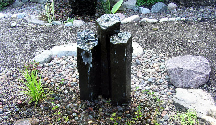 Natural Mongolian Basalt Column Decorative Fountains Real